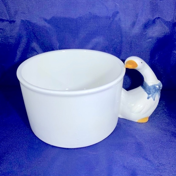 Goose Mug - Picture 2 of 3